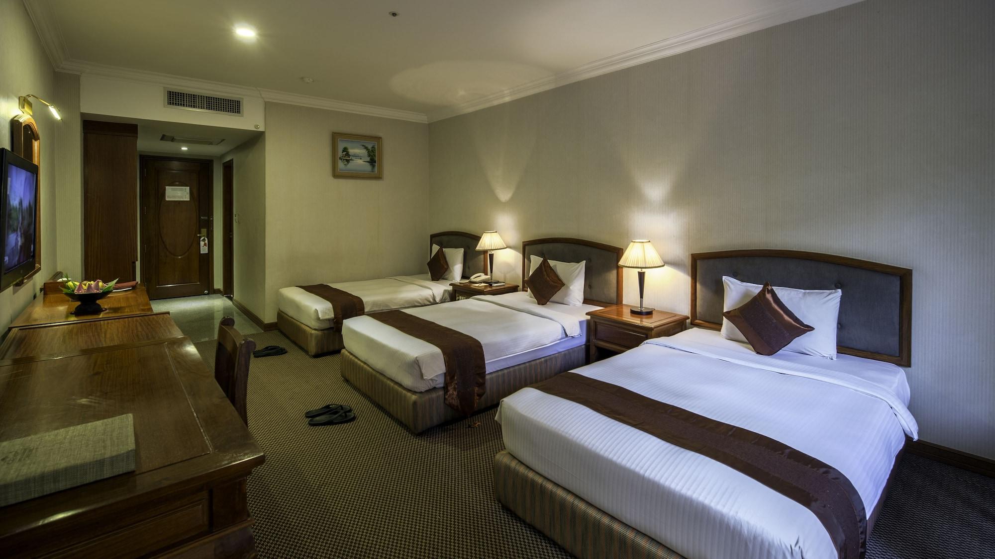 Angkor Howard Hotel Siem Reap Exteriör bild